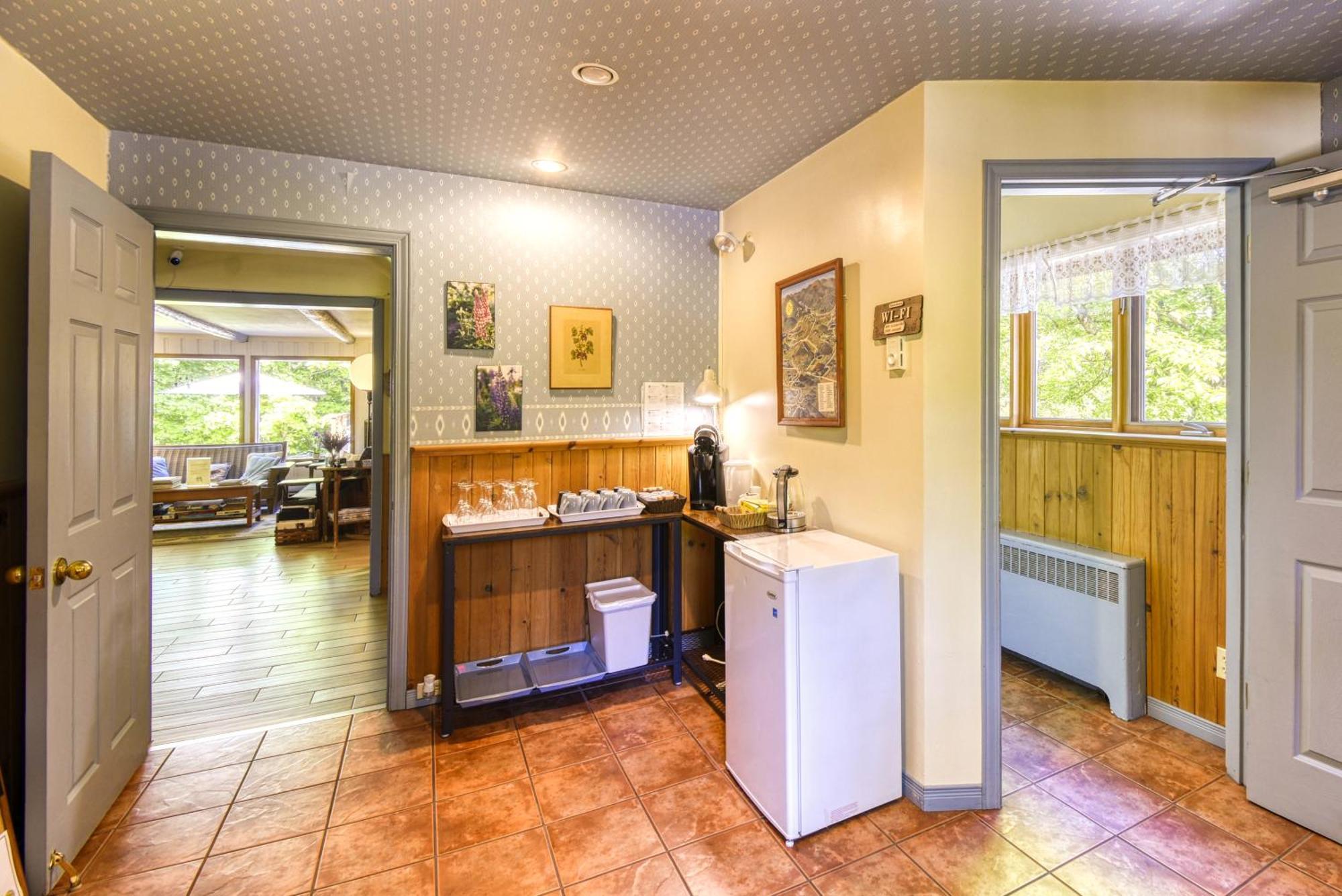 Auberge Le Lupin-Self Check-In Mont-Tremblant Kültér fotó